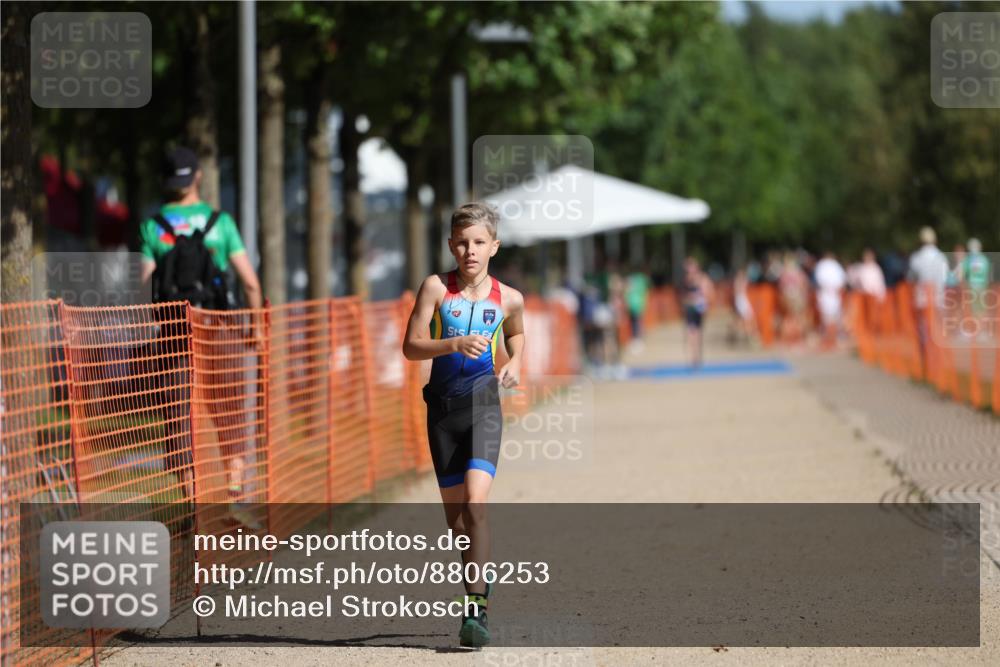 07.09.2025 - 19. Norderstedt Triathlon Michael Strokosch http://msf.ph/oto/8806253 07.09.2025 11:15:05 Laufen 98 meine-sportfotos.de