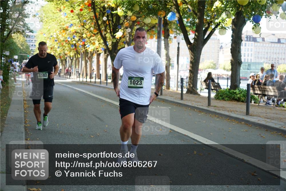 07.09.2025 - BARMER Alsterlauf Yannick Fuchs http://msf.ph/oto/8806267 07.09.2025 11:55:00 Laufen 8382, 1023 meine-sportfotos.de