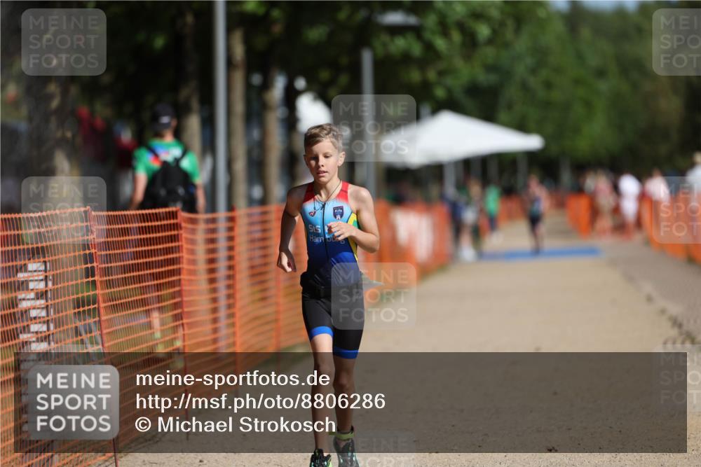 07.09.2025 - 19. Norderstedt Triathlon Michael Strokosch http://msf.ph/oto/8806286 07.09.2025 11:15:06 Laufen 98 meine-sportfotos.de