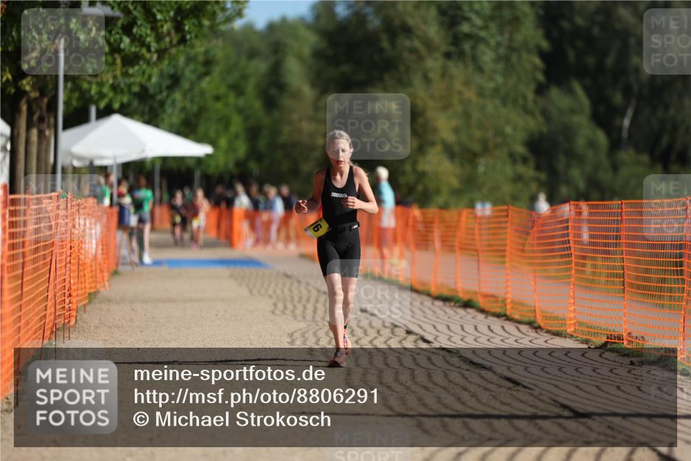 07.09.2025 - 19. Norderstedt Triathlon Michael Strokosch http://msf.ph/oto/8806291 07.09.2025 09:46:33 Laufen 616 meine-sportfotos.de