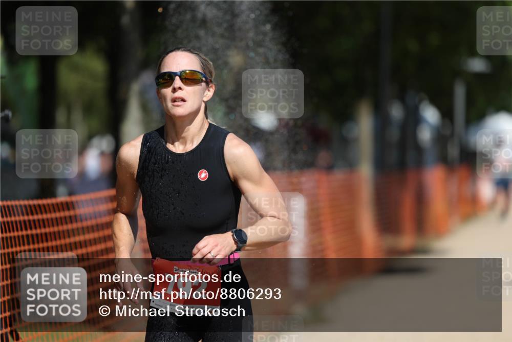 07.09.2025 - 19. Norderstedt Triathlon Michael Strokosch http://msf.ph/oto/8806293 07.09.2025 12:39:03 Laufen 165, 273, 724, 792 meine-sportfotos.de