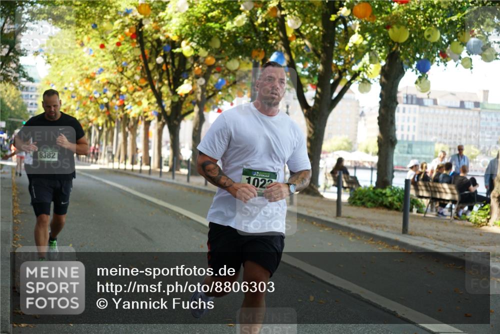 07.09.2025 - BARMER Alsterlauf Yannick Fuchs http://msf.ph/oto/8806303 07.09.2025 11:55:01 Laufen 8382, 1022 meine-sportfotos.de