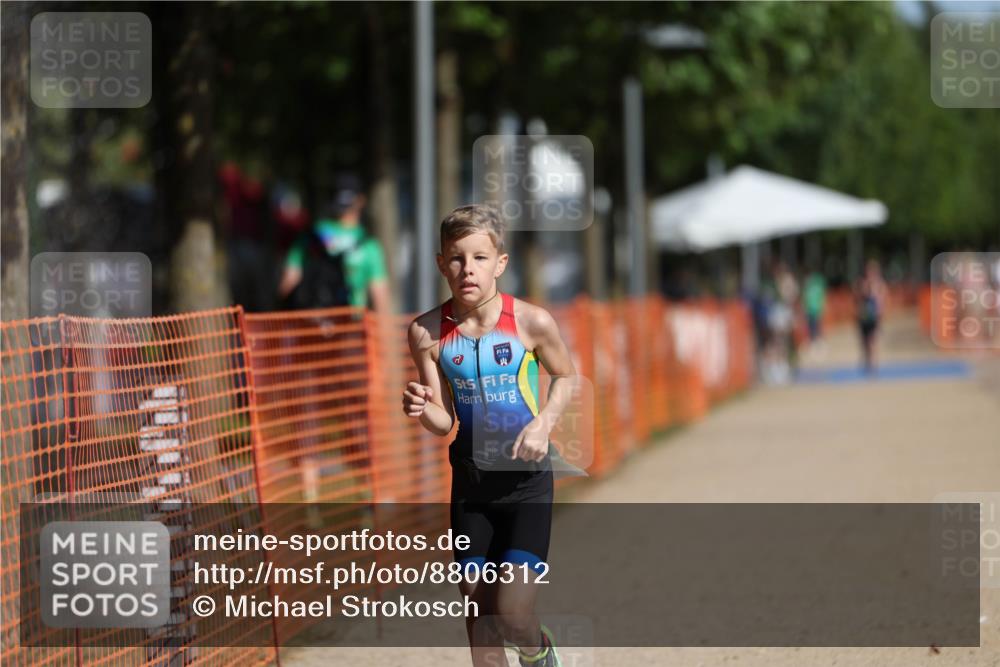 07.09.2025 - 19. Norderstedt Triathlon Michael Strokosch http://msf.ph/oto/8806312 07.09.2025 11:15:07 Laufen 98 meine-sportfotos.de