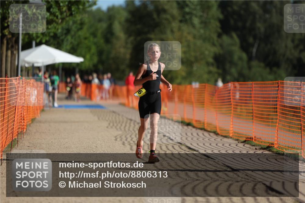 07.09.2025 - 19. Norderstedt Triathlon Michael Strokosch http://msf.ph/oto/8806313 07.09.2025 09:46:34 Laufen 616 meine-sportfotos.de