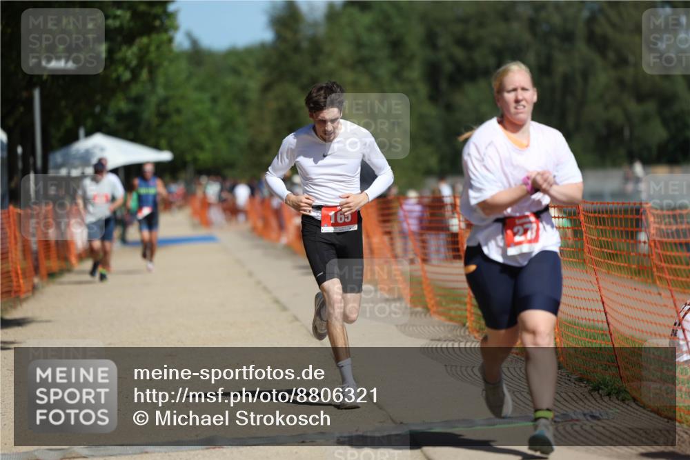 07.09.2025 - 19. Norderstedt Triathlon Michael Strokosch http://msf.ph/oto/8806321 07.09.2025 12:39:04 Laufen 165, 273, 724, 792 meine-sportfotos.de