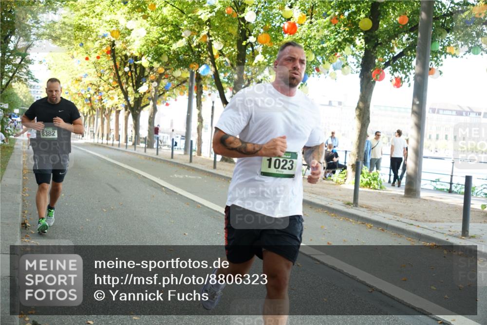07.09.2025 - BARMER Alsterlauf Yannick Fuchs http://msf.ph/oto/8806323 07.09.2025 11:55:01 Laufen 8382, 1023 meine-sportfotos.de