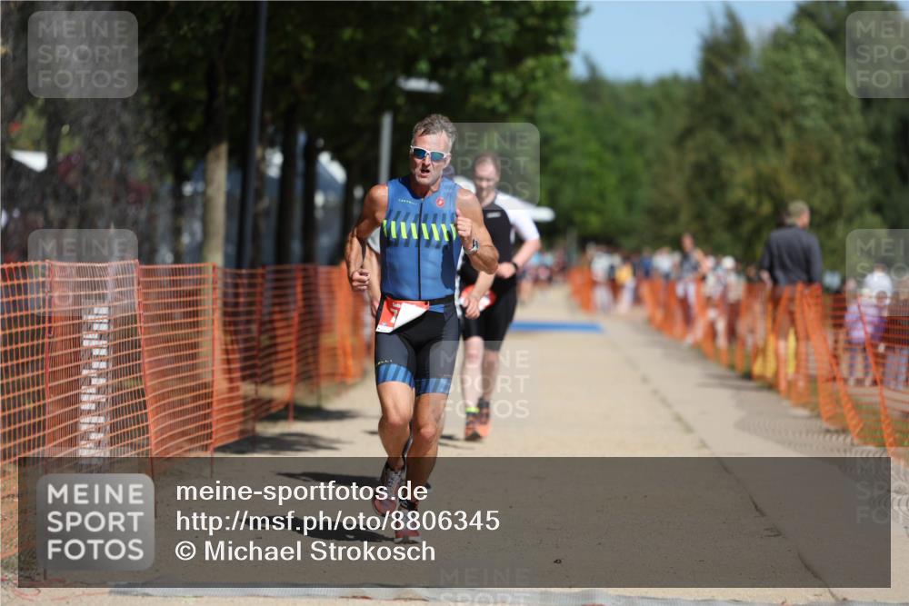 07.09.2025 - 19. Norderstedt Triathlon Michael Strokosch http://msf.ph/oto/8806345 07.09.2025 12:39:12 Laufen 791, 826, 849 meine-sportfotos.de