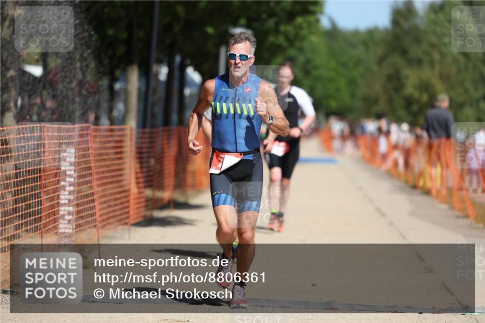 07.09.2025 - 19. Norderstedt Triathlon Michael Strokosch http://msf.ph/oto/8806361 07.09.2025 12:39:12 Laufen 791, 826, 849 meine-sportfotos.de