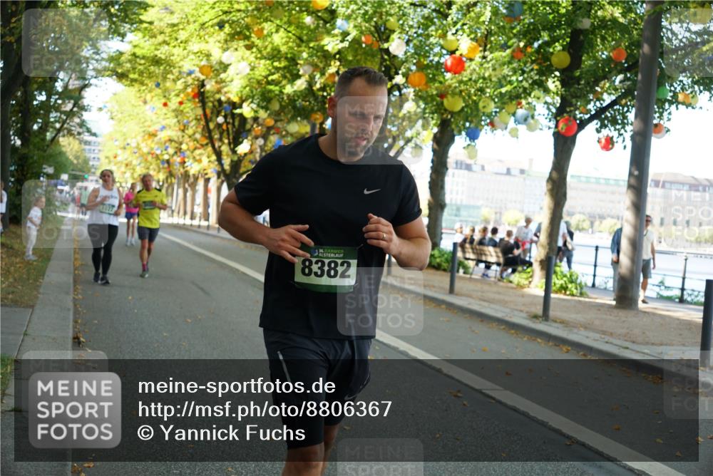 07.09.2025 - BARMER Alsterlauf Yannick Fuchs http://msf.ph/oto/8806367 07.09.2025 11:55:04 Laufen 1027, 36, 8382 meine-sportfotos.de