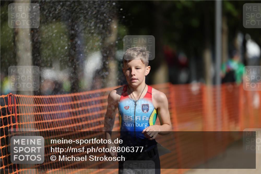 07.09.2025 - 19. Norderstedt Triathlon Michael Strokosch http://msf.ph/oto/8806377 07.09.2025 11:15:08 Laufen 98 meine-sportfotos.de