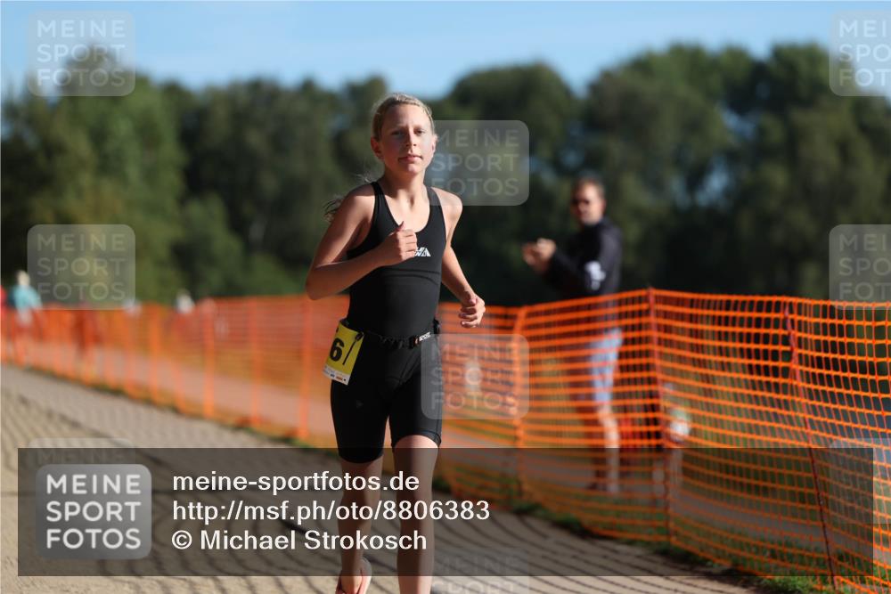 07.09.2025 - 19. Norderstedt Triathlon Michael Strokosch http://msf.ph/oto/8806383 07.09.2025 09:46:38 Laufen 616 meine-sportfotos.de