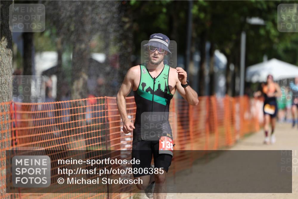 07.09.2025 - 19. Norderstedt Triathlon Michael Strokosch http://msf.ph/oto/8806385 07.09.2025 12:09:39 Laufen 1195, 1383 meine-sportfotos.de