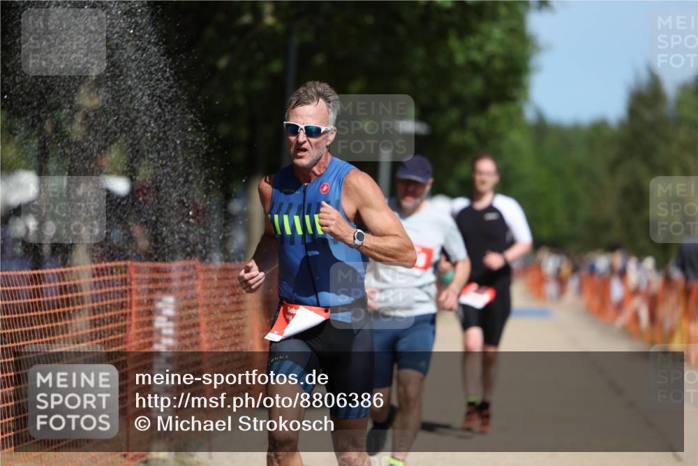 07.09.2025 - 19. Norderstedt Triathlon Michael Strokosch http://msf.ph/oto/8806386 07.09.2025 12:39:13 Laufen 791, 826, 849 meine-sportfotos.de