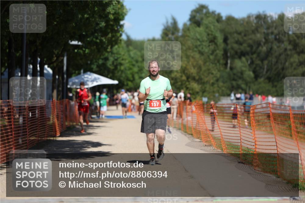 07.09.2025 - 19. Norderstedt Triathlon Michael Strokosch http://msf.ph/oto/8806394 07.09.2025 13:17:50 Laufen 157, 1216 meine-sportfotos.de