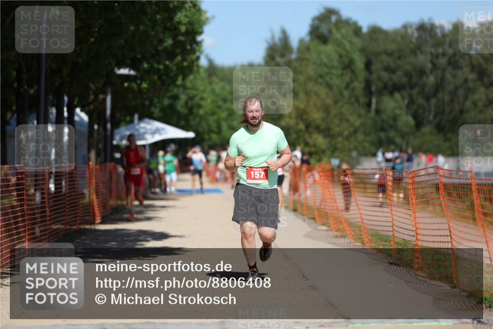 07.09.2025 - 19. Norderstedt Triathlon Michael Strokosch http://msf.ph/oto/8806408 07.09.2025 13:17:51 Laufen 157, 239, 1216 meine-sportfotos.de
