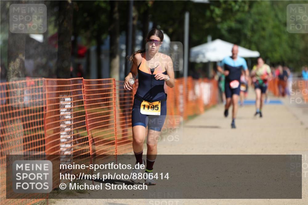 07.09.2025 - 19. Norderstedt Triathlon Michael Strokosch http://msf.ph/oto/8806414 07.09.2025 12:09:45 Laufen 1195, 1319 meine-sportfotos.de