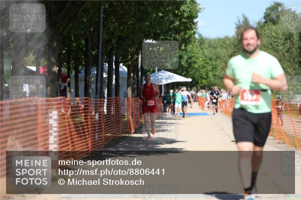 07.09.2025 - 19. Norderstedt Triathlon Michael Strokosch http://msf.ph/oto/8806441 07.09.2025 13:17:53 Laufen 157, 239, 1216 meine-sportfotos.de