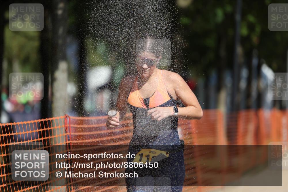 07.09.2025 - 19. Norderstedt Triathlon Michael Strokosch http://msf.ph/oto/8806450 07.09.2025 12:09:47 Laufen 1195, 1319 meine-sportfotos.de