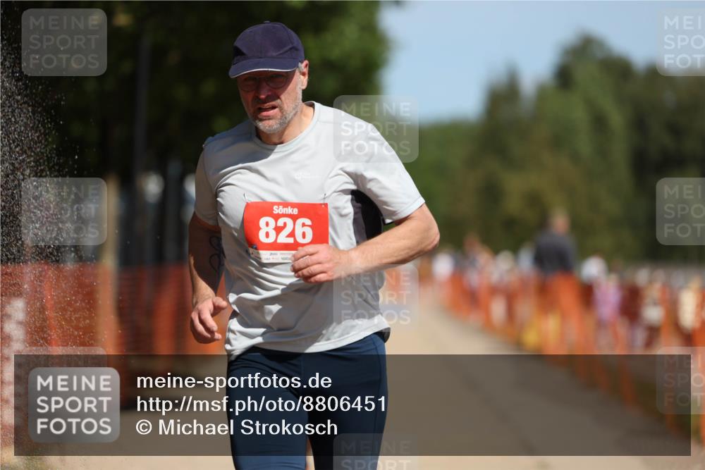 07.09.2025 - 19. Norderstedt Triathlon Michael Strokosch http://msf.ph/oto/8806451 07.09.2025 12:39:15 Laufen 791, 826, 849 meine-sportfotos.de
