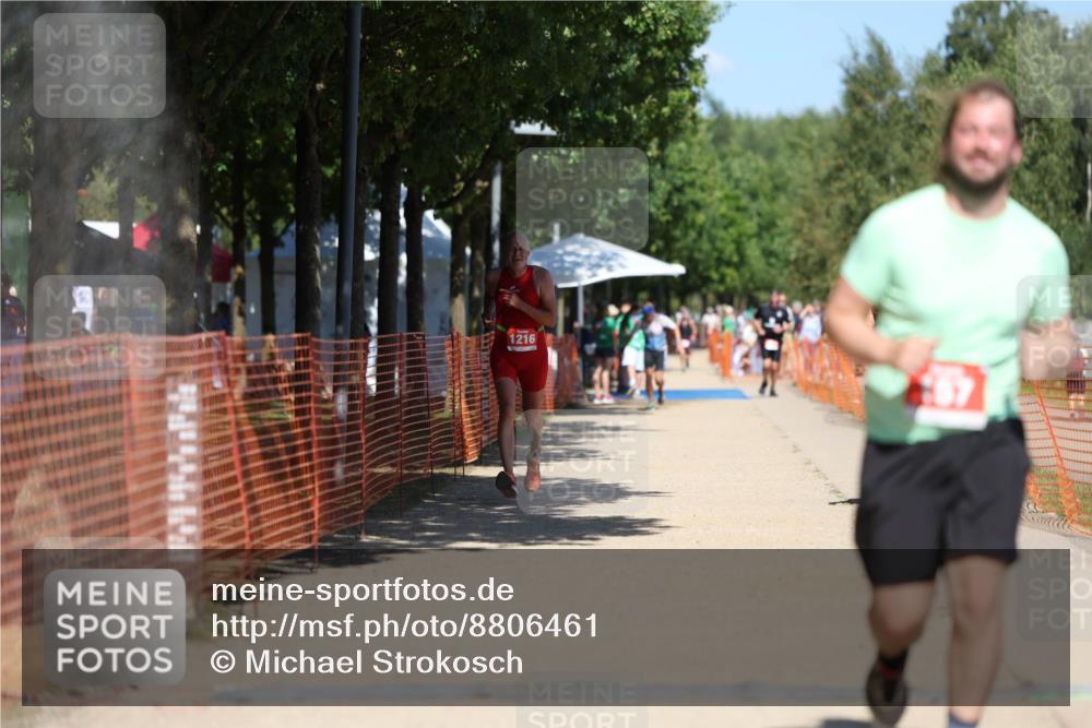 07.09.2025 - 19. Norderstedt Triathlon Michael Strokosch http://msf.ph/oto/8806461 07.09.2025 13:17:53 Laufen 157, 239, 1216 meine-sportfotos.de