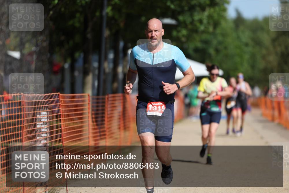 07.09.2025 - 19. Norderstedt Triathlon Michael Strokosch http://msf.ph/oto/8806463 07.09.2025 12:09:52 Laufen 860, 1153, 1319 meine-sportfotos.de
