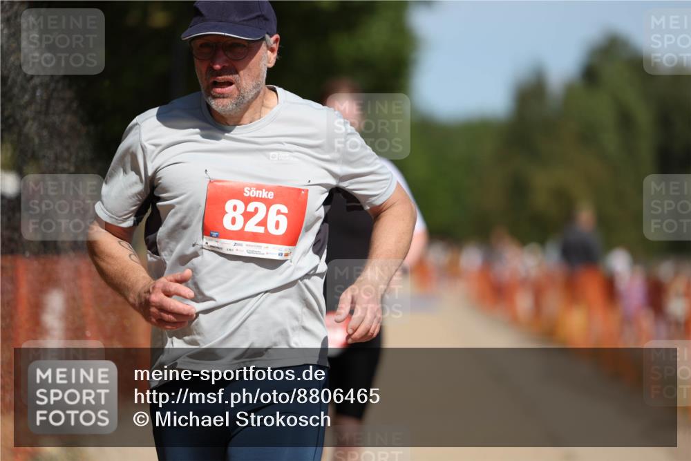 07.09.2025 - 19. Norderstedt Triathlon Michael Strokosch http://msf.ph/oto/8806465 07.09.2025 12:39:16 Laufen 791, 826, 849 meine-sportfotos.de