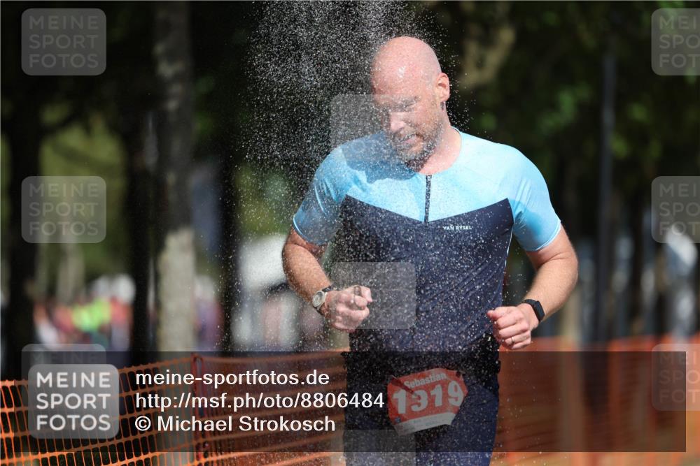 07.09.2025 - 19. Norderstedt Triathlon Michael Strokosch http://msf.ph/oto/8806484 07.09.2025 12:09:54 Laufen 860, 1153, 1197, 1319 meine-sportfotos.de