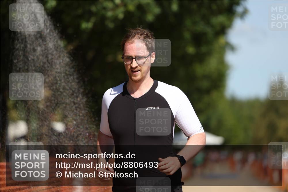 07.09.2025 - 19. Norderstedt Triathlon Michael Strokosch http://msf.ph/oto/8806493 07.09.2025 12:39:17 Laufen 791, 826, 849 meine-sportfotos.de
