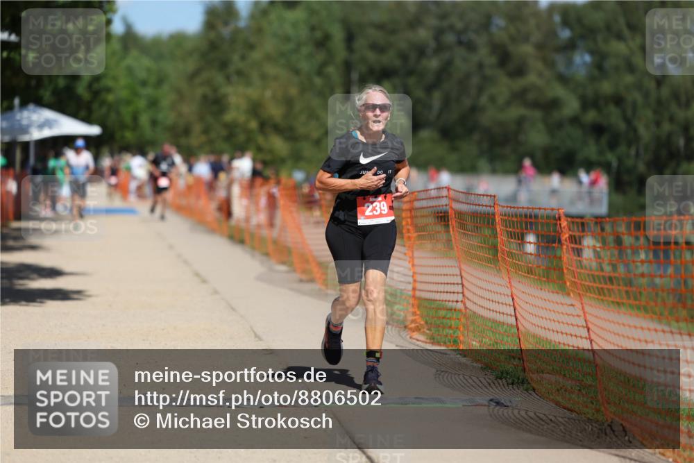 07.09.2025 - 19. Norderstedt Triathlon Michael Strokosch http://msf.ph/oto/8806502 07.09.2025 13:17:57 Laufen 157, 239, 1216 meine-sportfotos.de