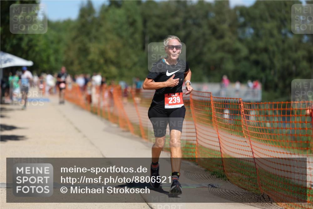 07.09.2025 - 19. Norderstedt Triathlon Michael Strokosch http://msf.ph/oto/8806521 07.09.2025 13:17:58 Laufen 239, 1216 meine-sportfotos.de