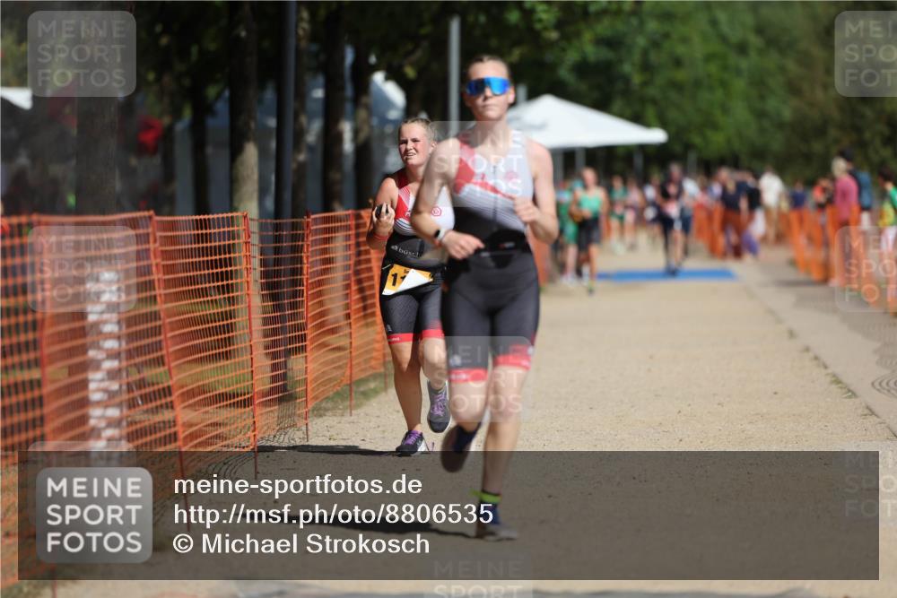 07.09.2025 - 19. Norderstedt Triathlon Michael Strokosch http://msf.ph/oto/8806535 07.09.2025 12:09:59 Laufen 860, 1153, 1197 meine-sportfotos.de