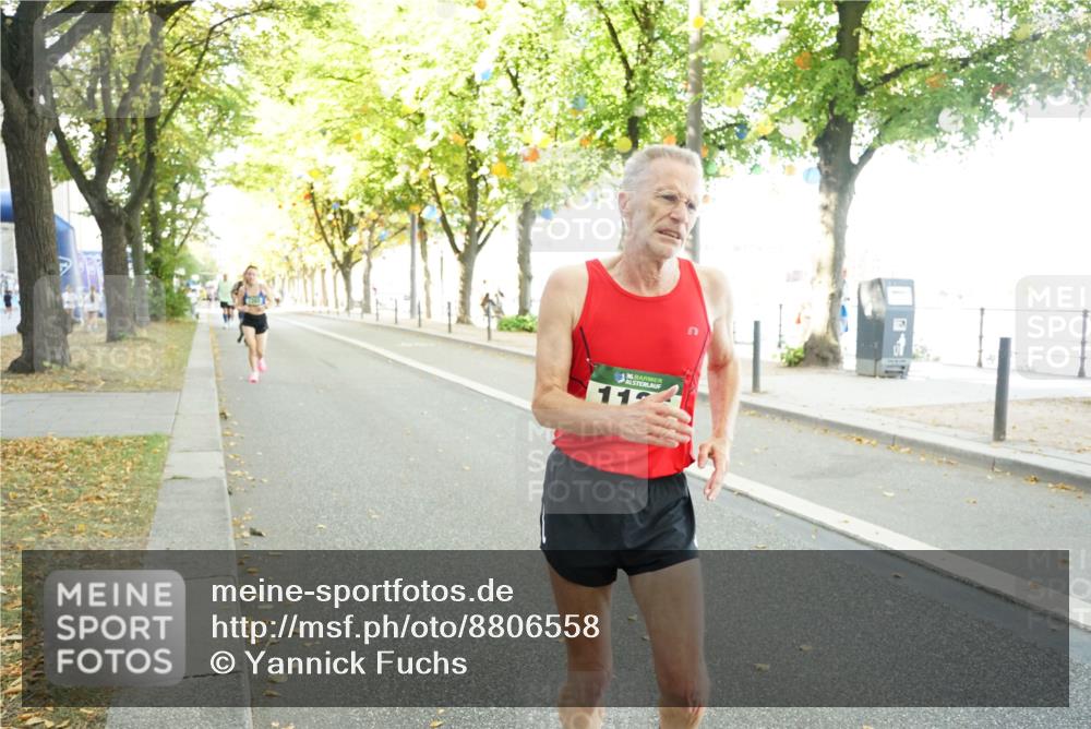 07.09.2025 - BARMER Alsterlauf Yannick Fuchs http://msf.ph/oto/8806558 07.09.2025 11:55:14 Laufen 35, 11 meine-sportfotos.de