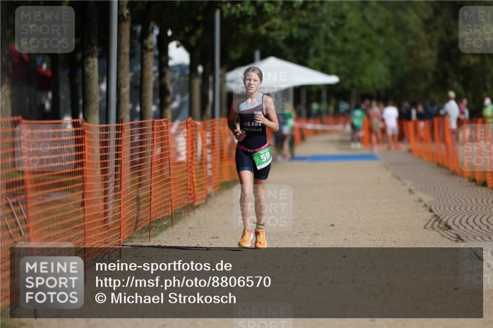 07.09.2025 - 19. Norderstedt Triathlon Michael Strokosch http://msf.ph/oto/8806570 07.09.2025 11:17:28 Laufen 59 meine-sportfotos.de