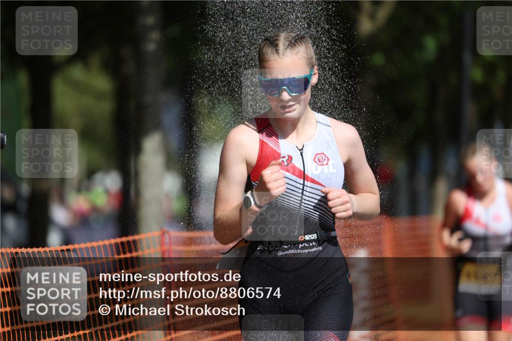 07.09.2025 - 19. Norderstedt Triathlon Michael Strokosch http://msf.ph/oto/8806574 07.09.2025 12:10:01 Laufen 860, 1153, 1197 meine-sportfotos.de