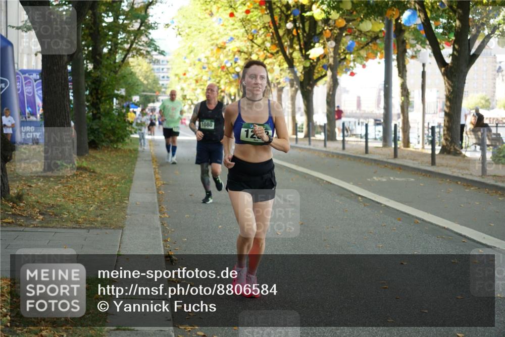 07.09.2025 - BARMER Alsterlauf Yannick Fuchs http://msf.ph/oto/8806584 07.09.2025 11:55:16 Laufen 1080, 12 meine-sportfotos.de