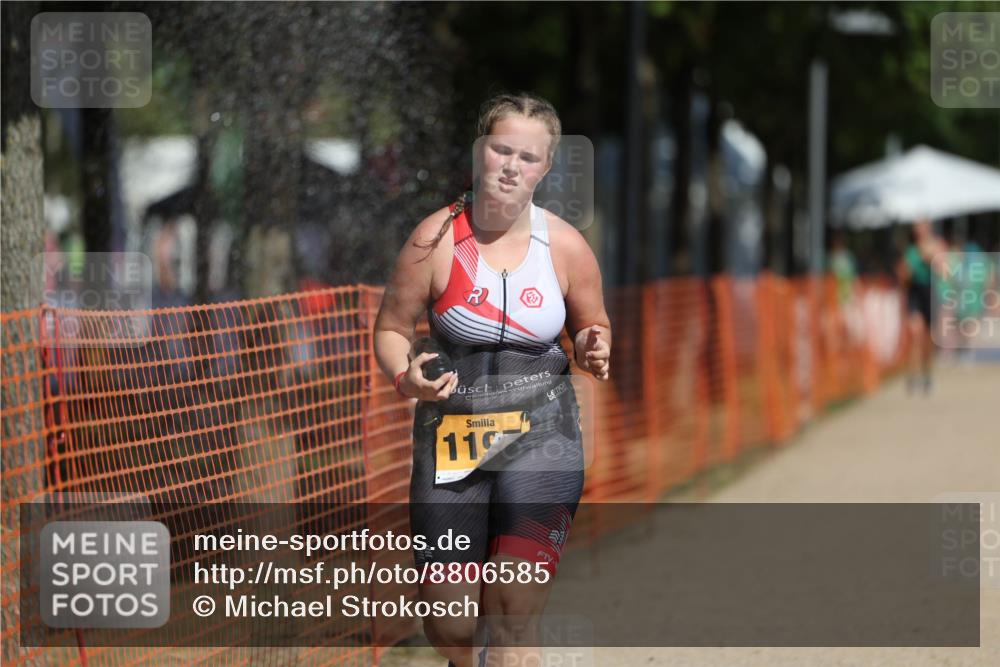 07.09.2025 - 19. Norderstedt Triathlon Michael Strokosch http://msf.ph/oto/8806585 07.09.2025 12:10:03 Laufen 1153, 1197 meine-sportfotos.de