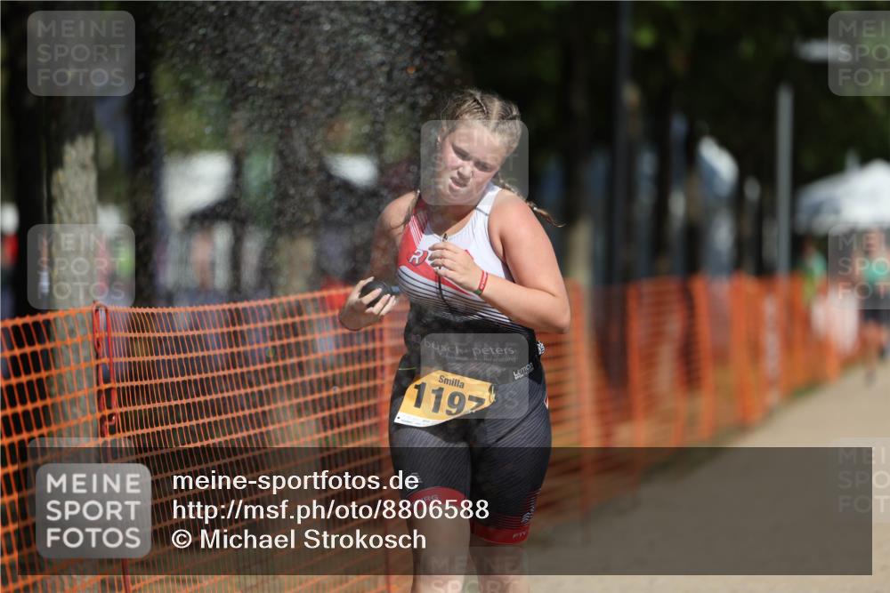 07.09.2025 - 19. Norderstedt Triathlon Michael Strokosch http://msf.ph/oto/8806588 07.09.2025 12:10:03 Laufen 1153, 1197 meine-sportfotos.de