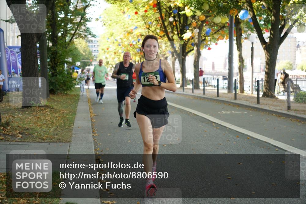 07.09.2025 - BARMER Alsterlauf Yannick Fuchs http://msf.ph/oto/8806590 07.09.2025 11:55:16 Laufen 12 meine-sportfotos.de