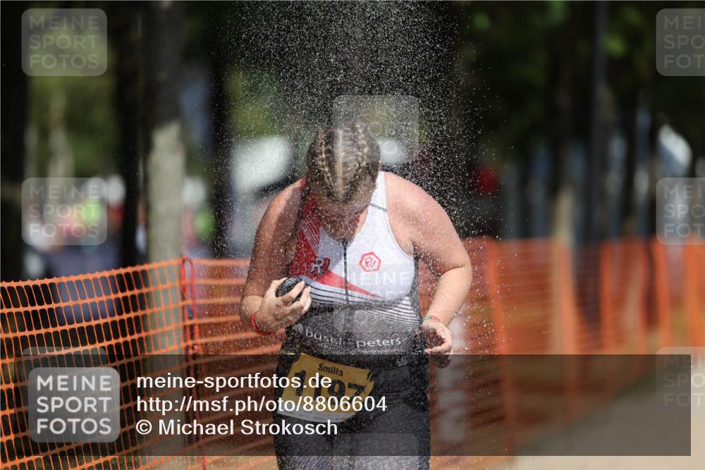 07.09.2025 - 19. Norderstedt Triathlon Michael Strokosch http://msf.ph/oto/8806604 07.09.2025 12:10:04 Laufen 1153, 1197 meine-sportfotos.de