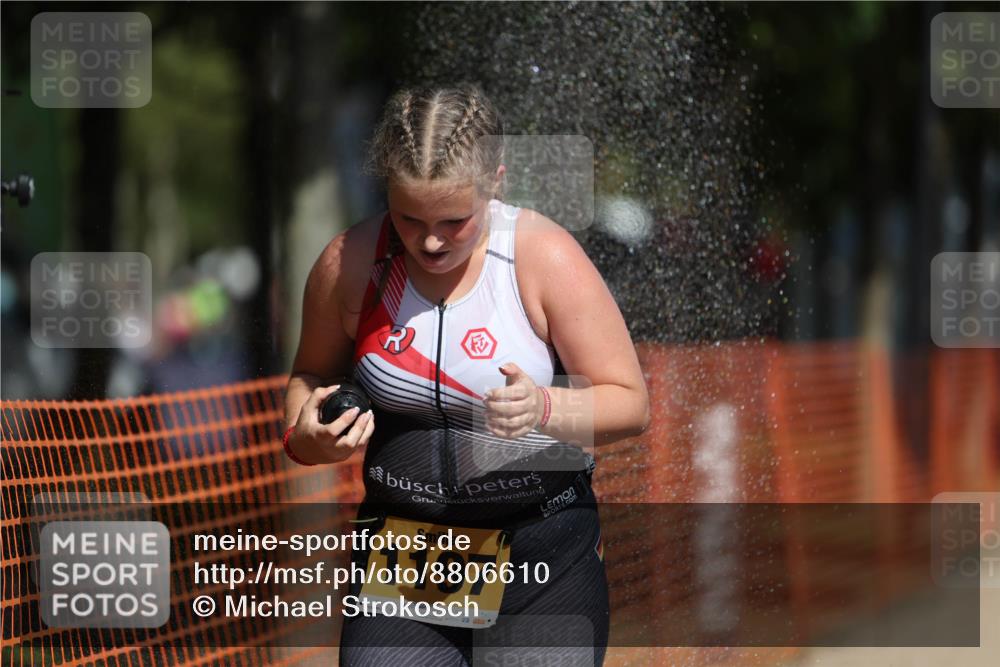 07.09.2025 - 19. Norderstedt Triathlon Michael Strokosch http://msf.ph/oto/8806610 07.09.2025 12:10:04 Laufen 1153, 1197 meine-sportfotos.de