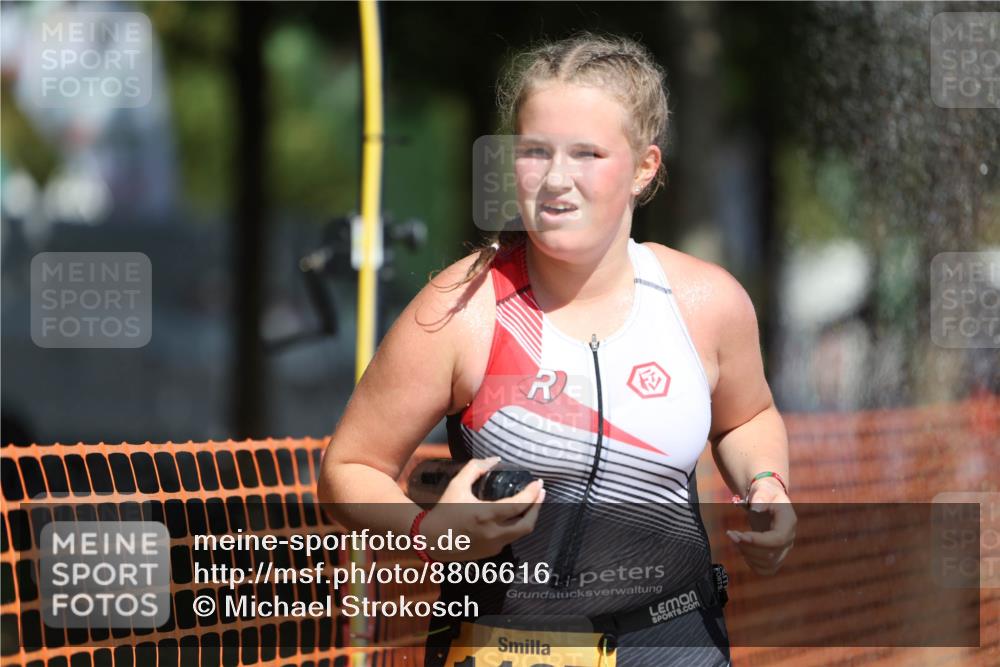07.09.2025 - 19. Norderstedt Triathlon Michael Strokosch http://msf.ph/oto/8806616 07.09.2025 12:10:05 Laufen 1197 meine-sportfotos.de