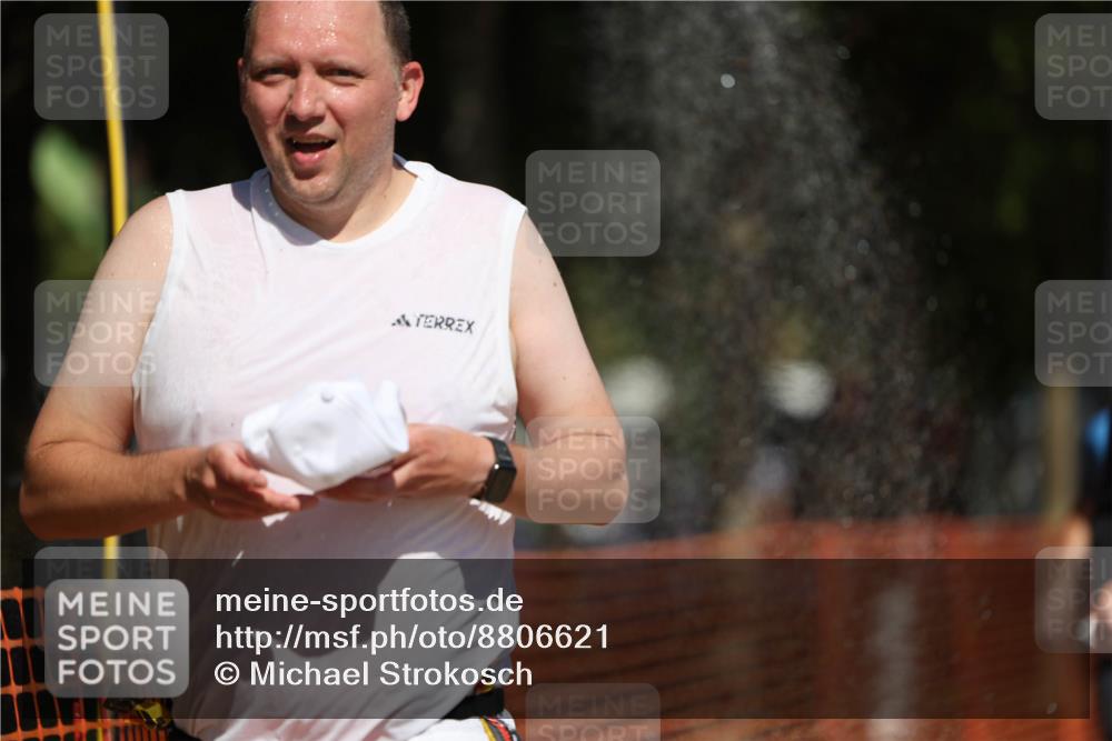 07.09.2025 - 19. Norderstedt Triathlon Michael Strokosch http://msf.ph/oto/8806621 07.09.2025 12:39:57 Laufen 243, 767, 852, 856, 1255, 1276, 1359 meine-sportfotos.de