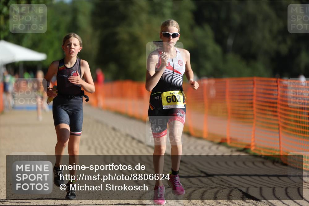 07.09.2025 - 19. Norderstedt Triathlon Michael Strokosch http://msf.ph/oto/8806624 07.09.2025 09:47:03 Laufen 602, 606, 608, 615, 622 meine-sportfotos.de