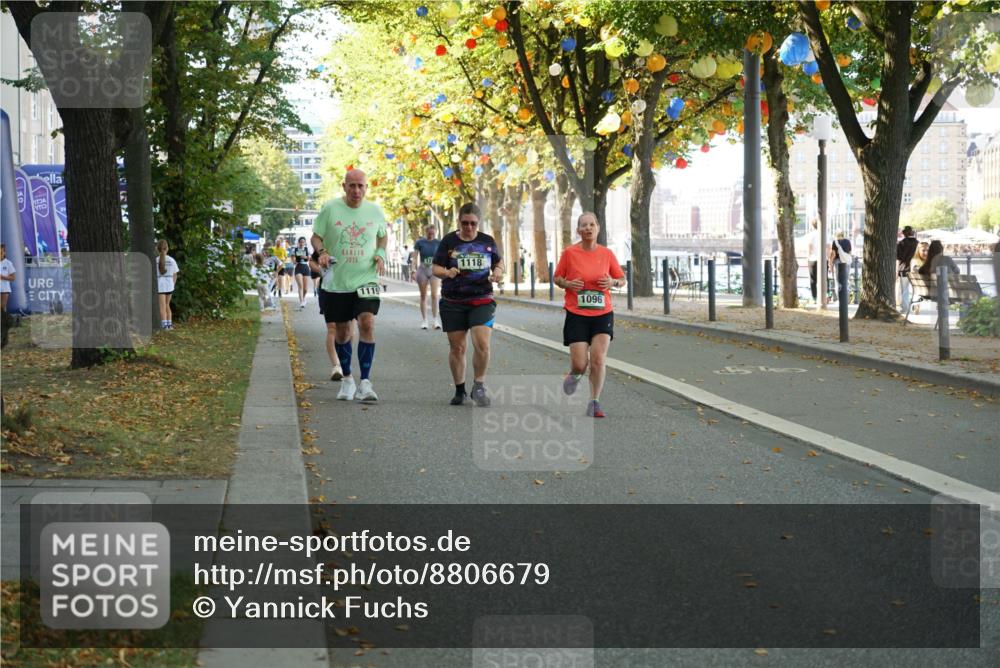 07.09.2025 - BARMER Alsterlauf Yannick Fuchs http://msf.ph/oto/8806679 07.09.2025 11:55:20 Laufen 2025, 1119, 1118, 1096 meine-sportfotos.de