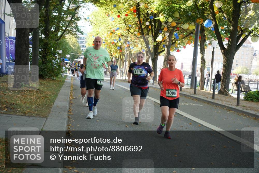 07.09.2025 - BARMER Alsterlauf Yannick Fuchs http://msf.ph/oto/8806692 07.09.2025 11:55:22 Laufen 2025, 1119, 1118, 1096 meine-sportfotos.de