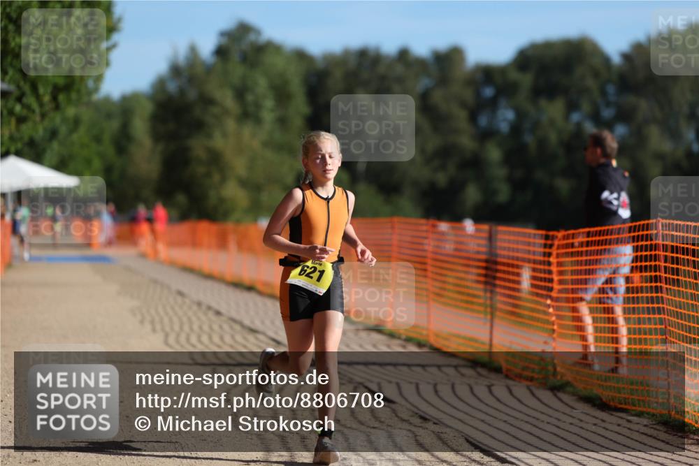 07.09.2025 - 19. Norderstedt Triathlon Michael Strokosch http://msf.ph/oto/8806708 07.09.2025 09:47:15 Laufen 621 meine-sportfotos.de