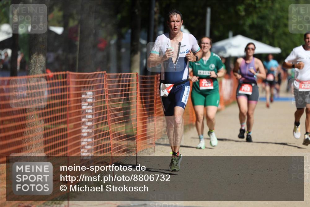 07.09.2025 - 19. Norderstedt Triathlon Michael Strokosch http://msf.ph/oto/8806732 07.09.2025 12:10:27 Laufen 720, 763, 782, 826, 1363 meine-sportfotos.de