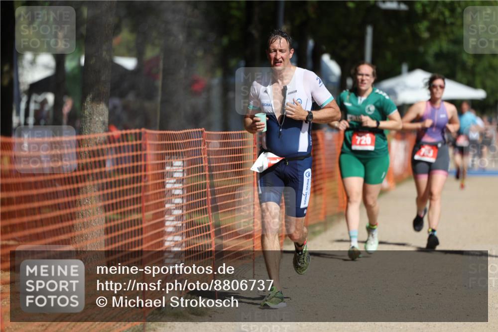 07.09.2025 - 19. Norderstedt Triathlon Michael Strokosch http://msf.ph/oto/8806737 07.09.2025 12:10:28 Laufen 720, 763, 782, 1363 meine-sportfotos.de