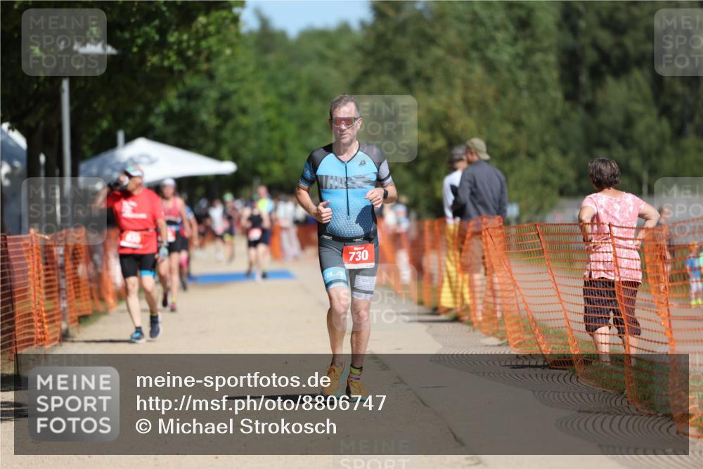 07.09.2025 - 19. Norderstedt Triathlon Michael Strokosch http://msf.ph/oto/8806747 07.09.2025 12:40:16 Laufen 286, 730 meine-sportfotos.de