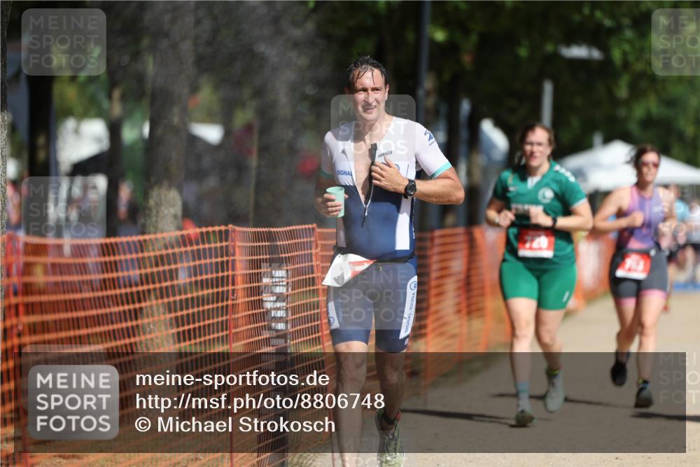 07.09.2025 - 19. Norderstedt Triathlon Michael Strokosch http://msf.ph/oto/8806748 07.09.2025 12:10:29 Laufen 720, 763, 782, 1363 meine-sportfotos.de